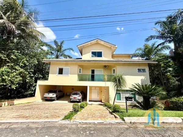 Casa em Santana de Parnaíba - Tarumã