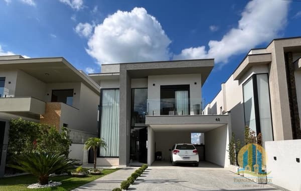 Casa de Alto Padrão à Venda – Condomínio New Ville