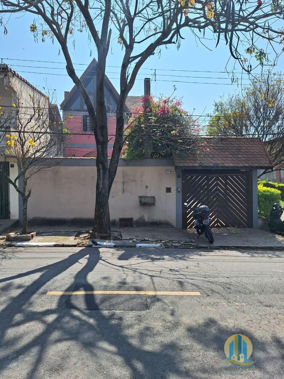 Casa Padrão à Venda!!