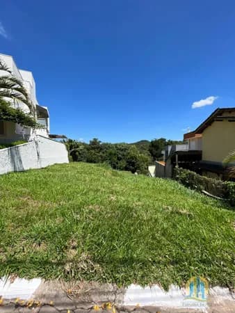 Terreno à Venda - Condomínio New Ville