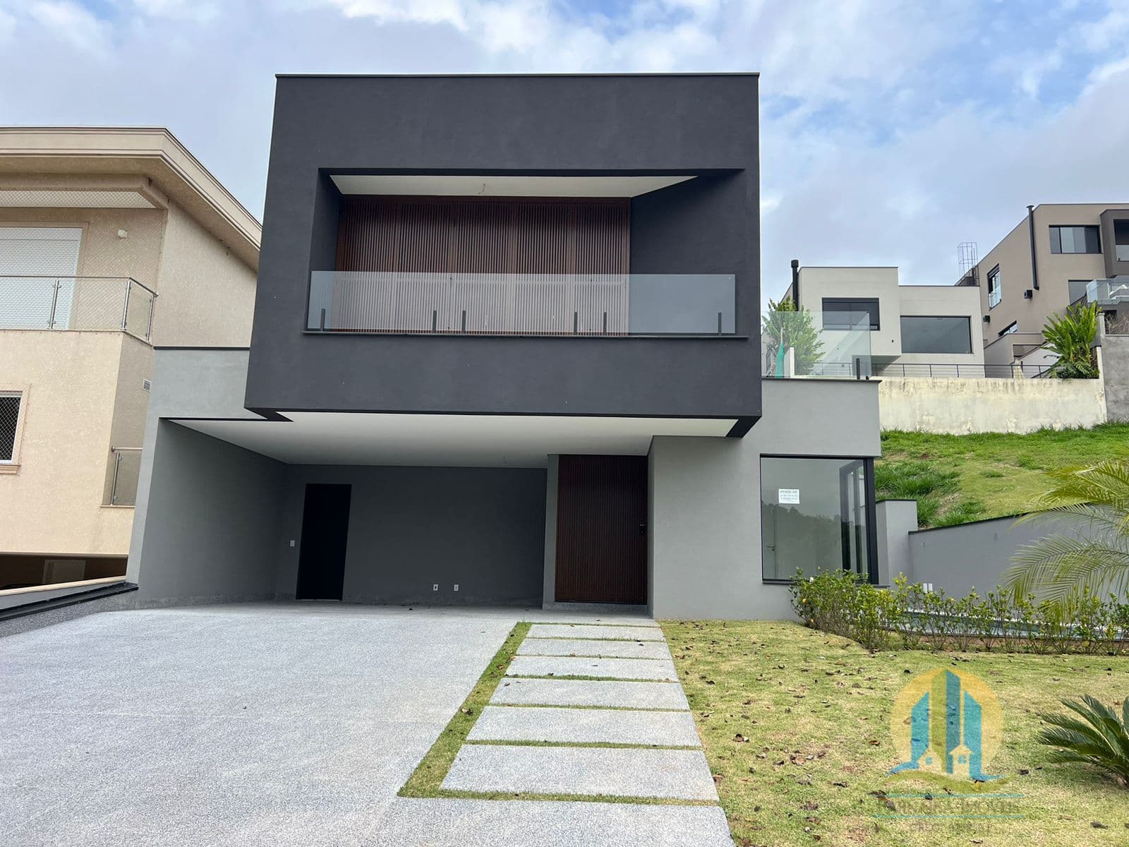 CASA À VENDA – CONDOMÍNIO GÊNESIS