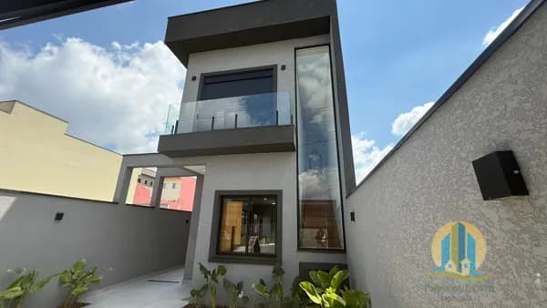 CASA DE ALTO PADRÃO À VENDA!!