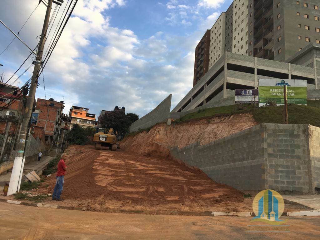 TERRENO Á VENDA EM SANTANA DE PARNAÍBA - SP