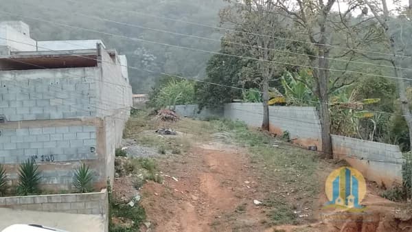 Terreno á Venda no bairro Parque Sinai