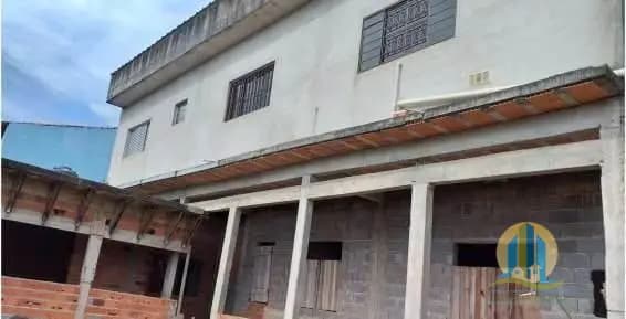 CASA Á VENDA EM SANTANA DE PARNAÍBA - SP