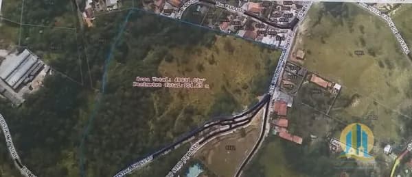 Terreno a venda no Jardim Benoá