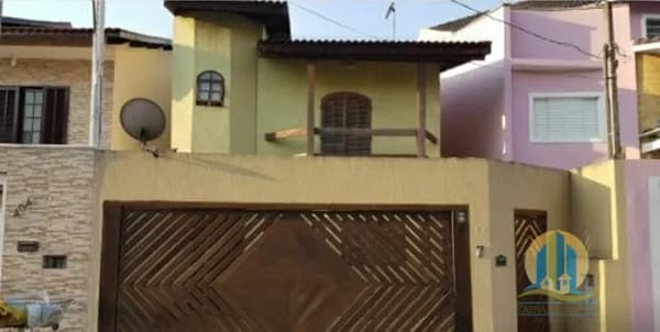 Casa á Venda em Cajamar/SP