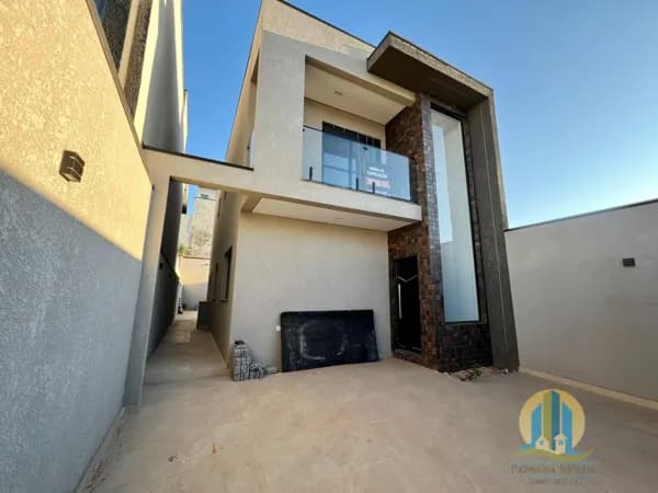 Casa à Venda – Portal dos Ipês