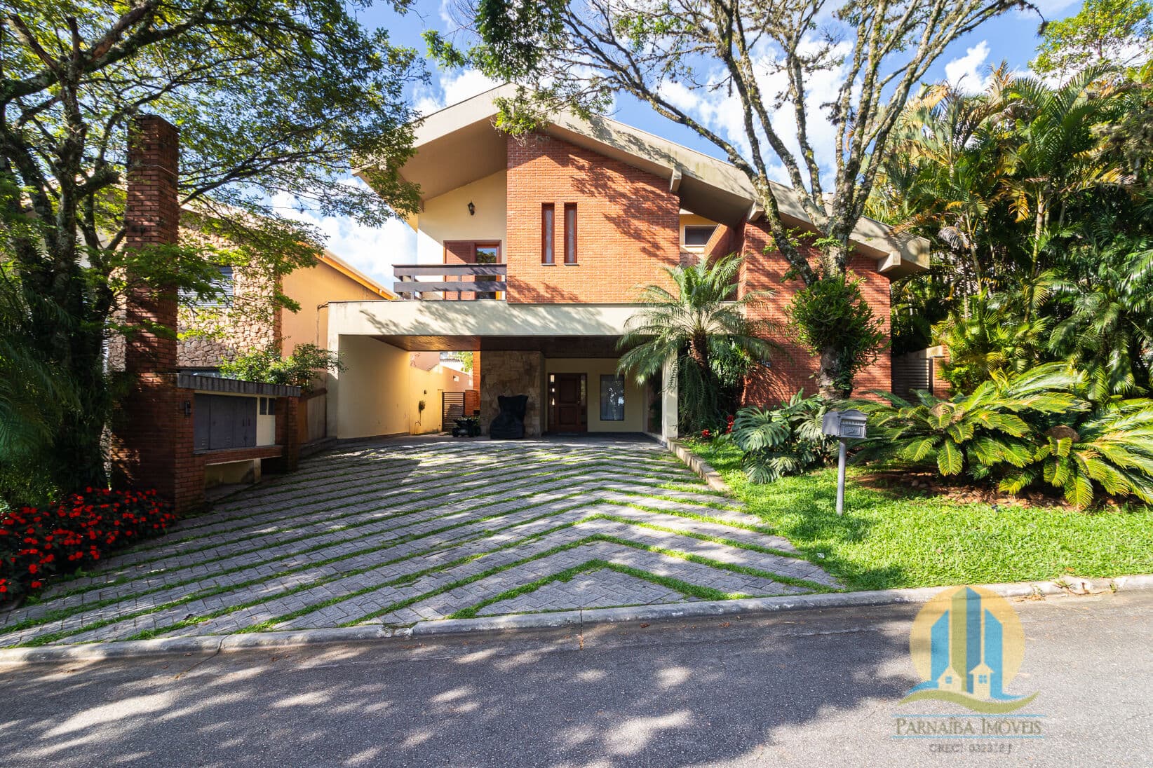 Casa em Santana de Parnaíba - Alphaville