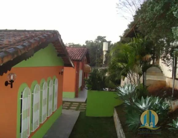 Casa á Venda em Santana de Parnaíba / SP