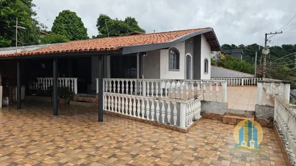 Casa Padrão à venda!!