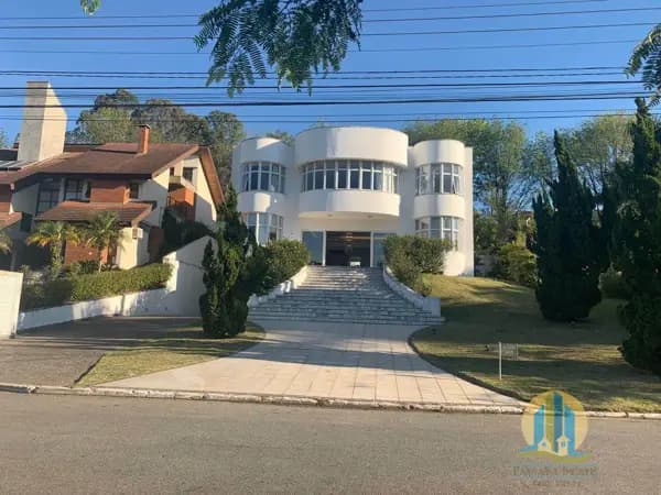 Casa à venda em Condomínio