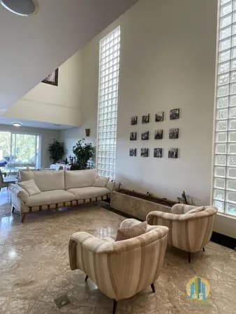 CASA À VENDA – CONDOMÍNIO VILLE