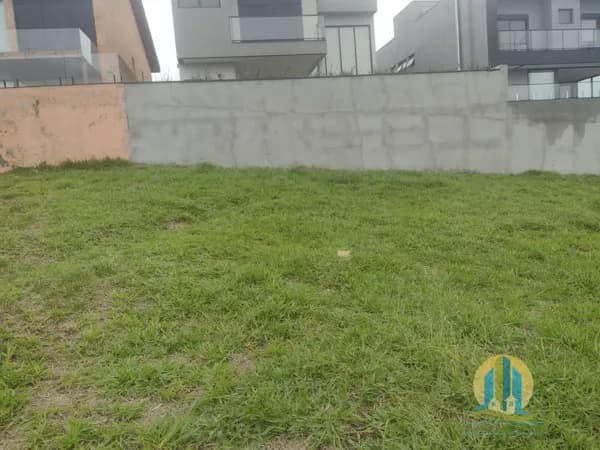 TERRENO À VENDA!!