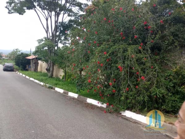Chácara à Venda
