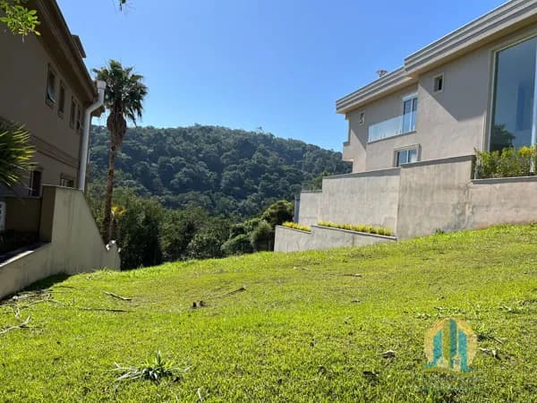 TERRENO À VENDA – CONDOMÍNIO GÊNESIS 2