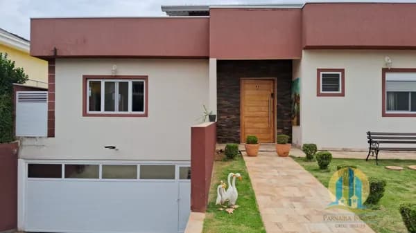 CASA TÉRREA DE ALTO PADRÃO À VENDA – CONDOMÍNIO TARUMÃ
