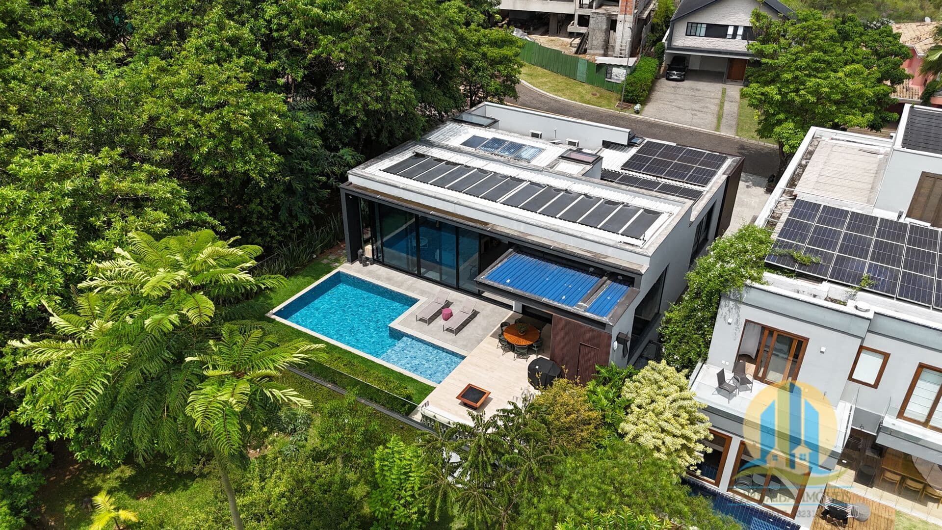 Casa Alto Padrão Tamboré 11