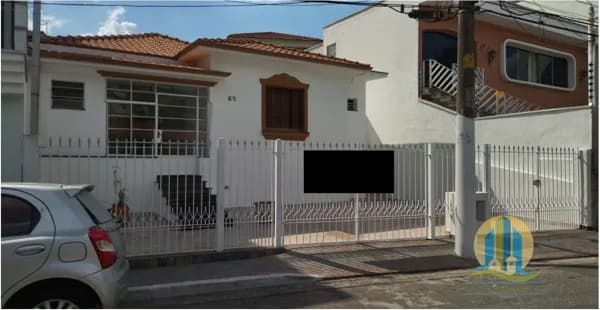 CASA À VENDA COM EDÍCULA INDEPENDENTE