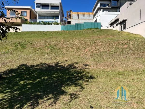 Lote/Terreno em Santana de Parnaíba - Alphaville