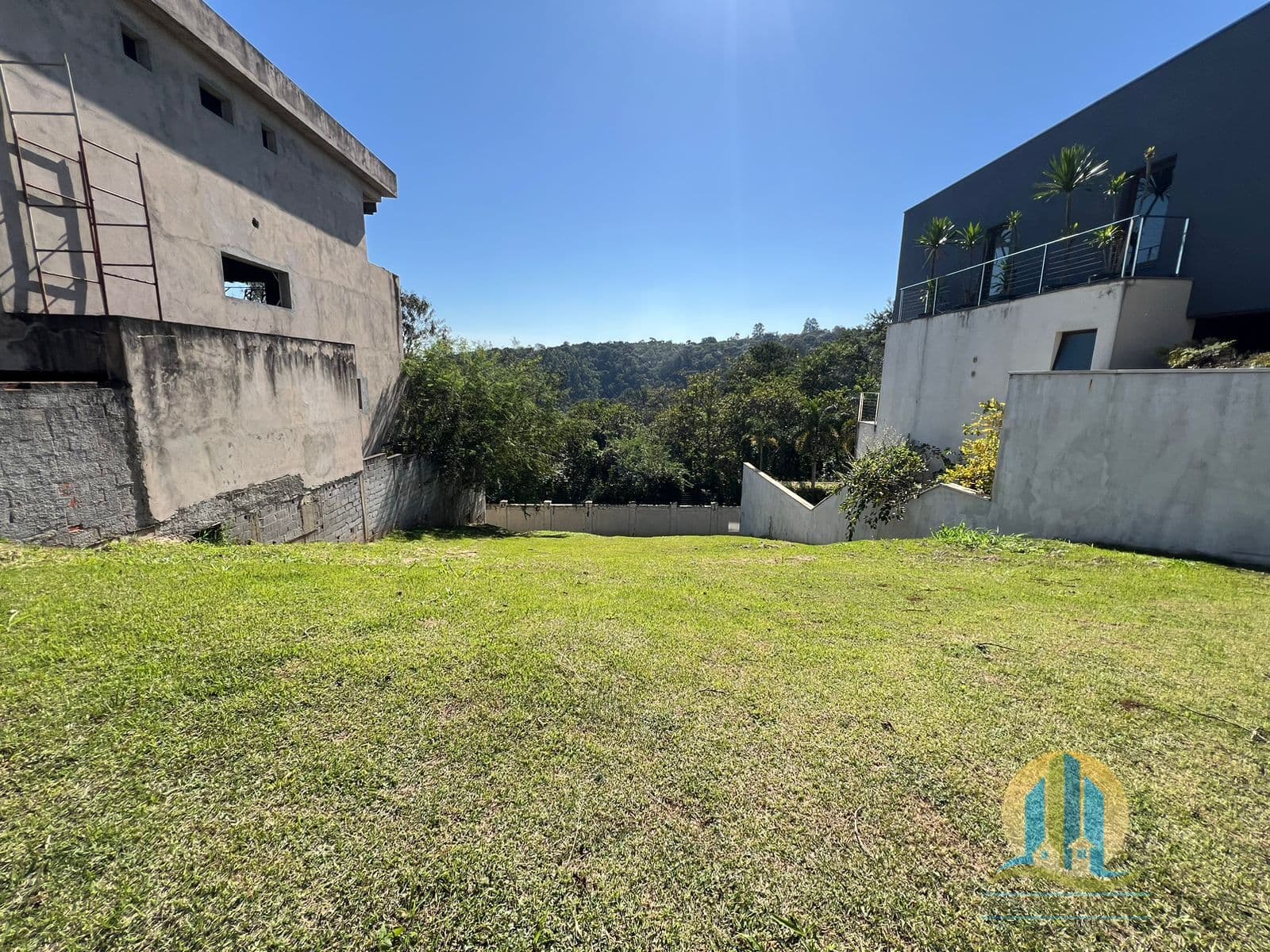 Lote/Terreno em Santana de Parnaíba - Alphaville