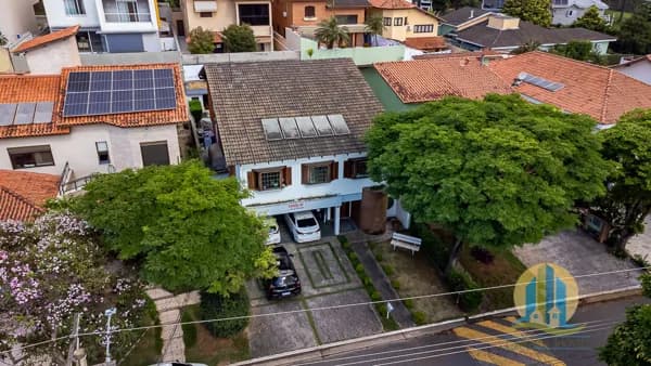 Casa em Santana de Parnaíba - Alphaville