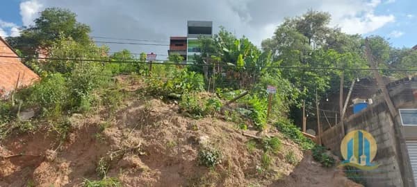 Terreno á Venda no Cristal Parke!