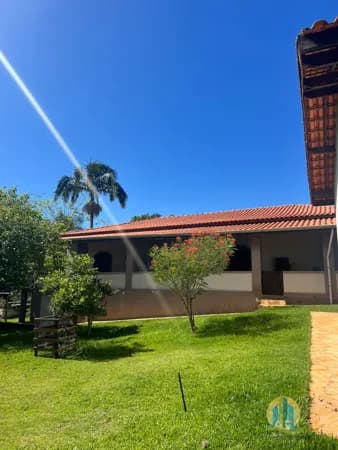 Chácara Excelente oportunidade para quem quer sair da correria da cidade e viver momentos inesquecíveis em meio à natureza.