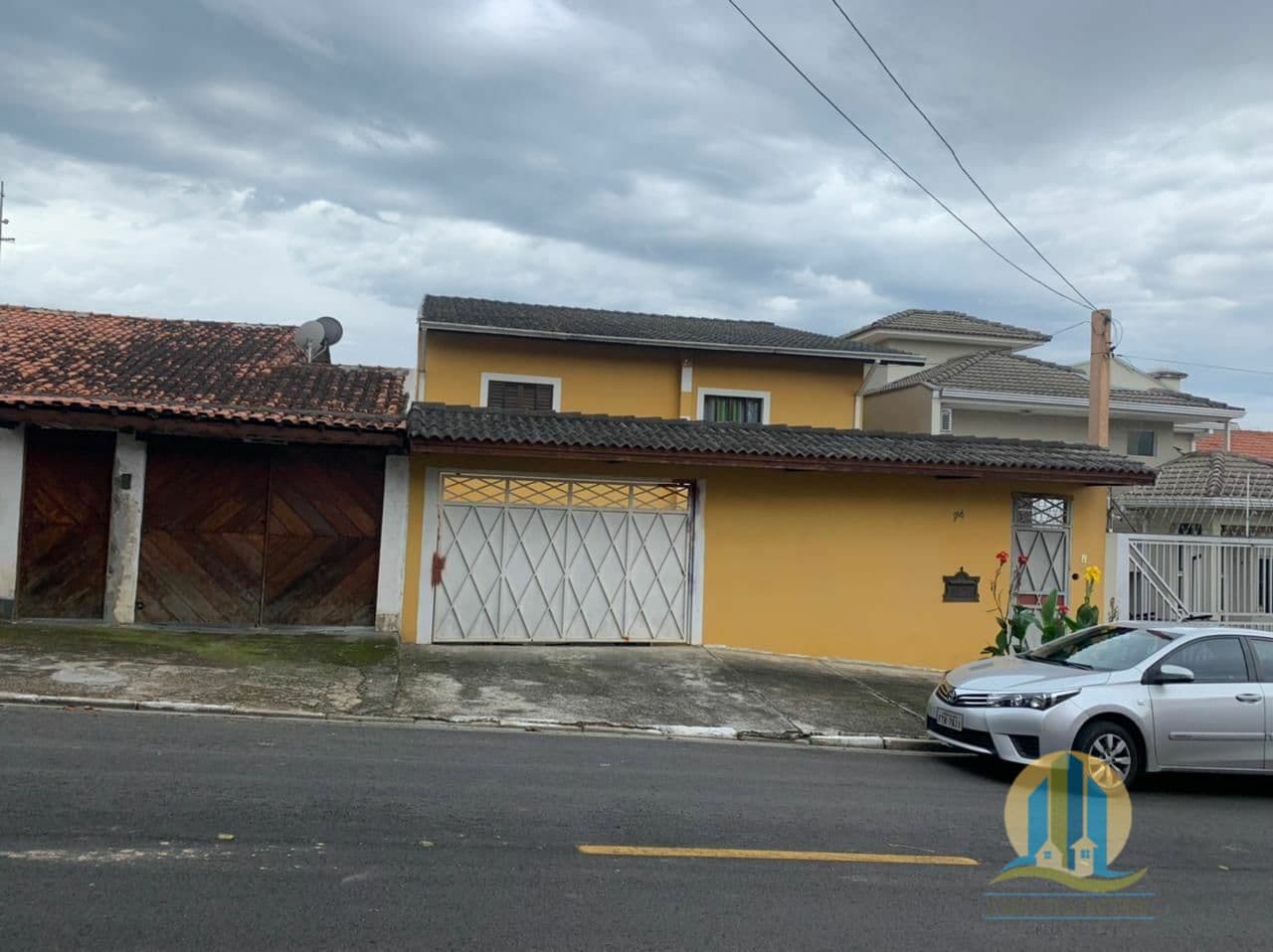Casa á Venda em Santana de Parnaíba / SP