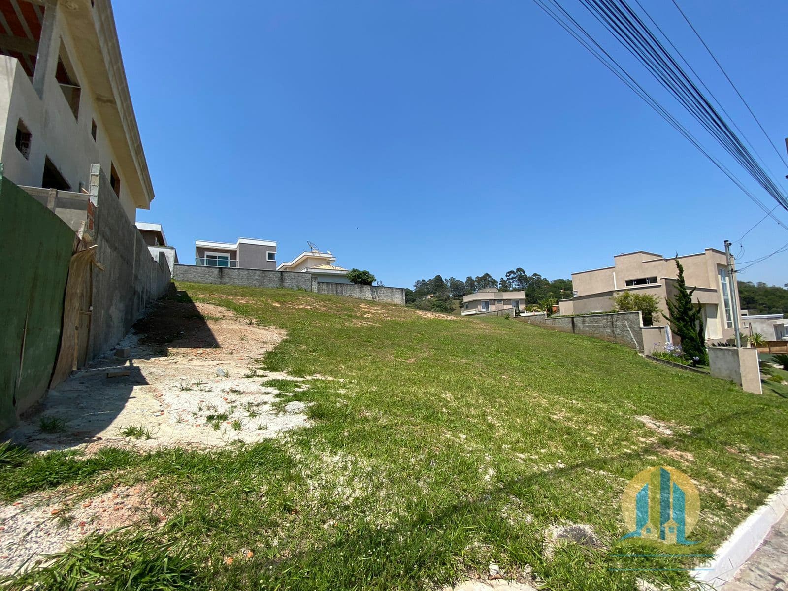 Terreno à Venda – Condomínio Residencial Valville 01
