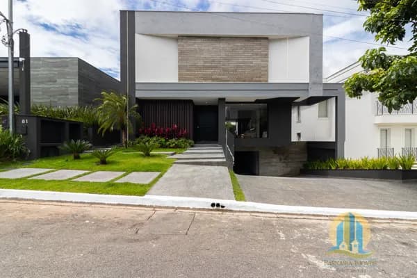 Casa em Santana de Parnaíba - Tamboré