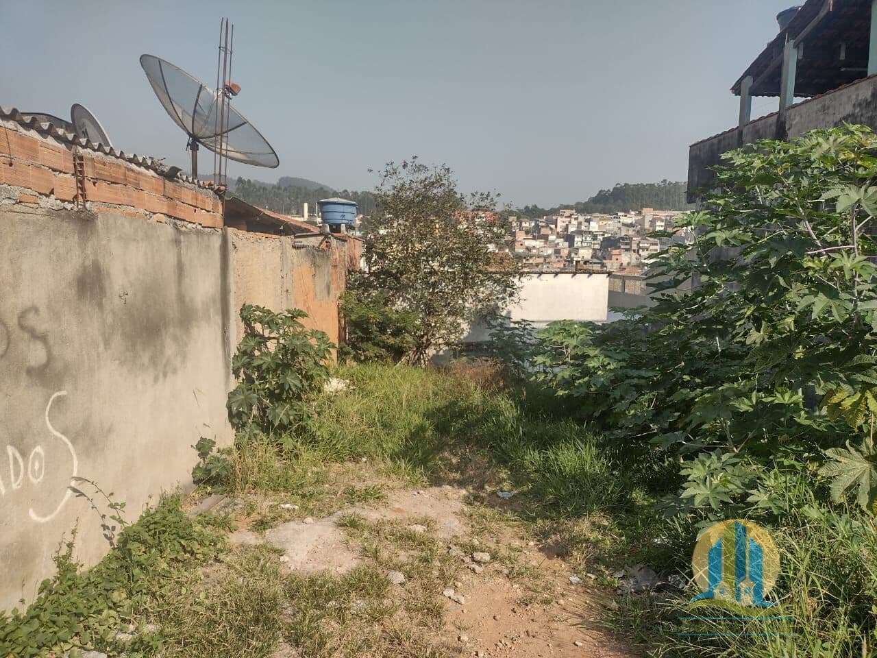 Terreno à Venda – Parque Santana I