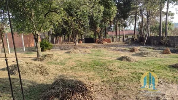 Excelente Terreno á Venda!!