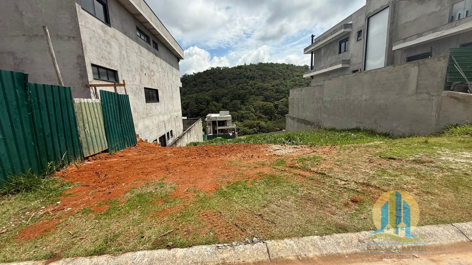 Terreno em Condomínio Altavis!!