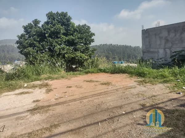 Terreno Residencial e comercial Jardim Isaura
