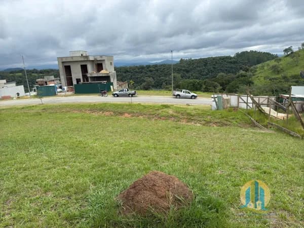 Lote/Terreno em Barueri - Jardim Tupanci