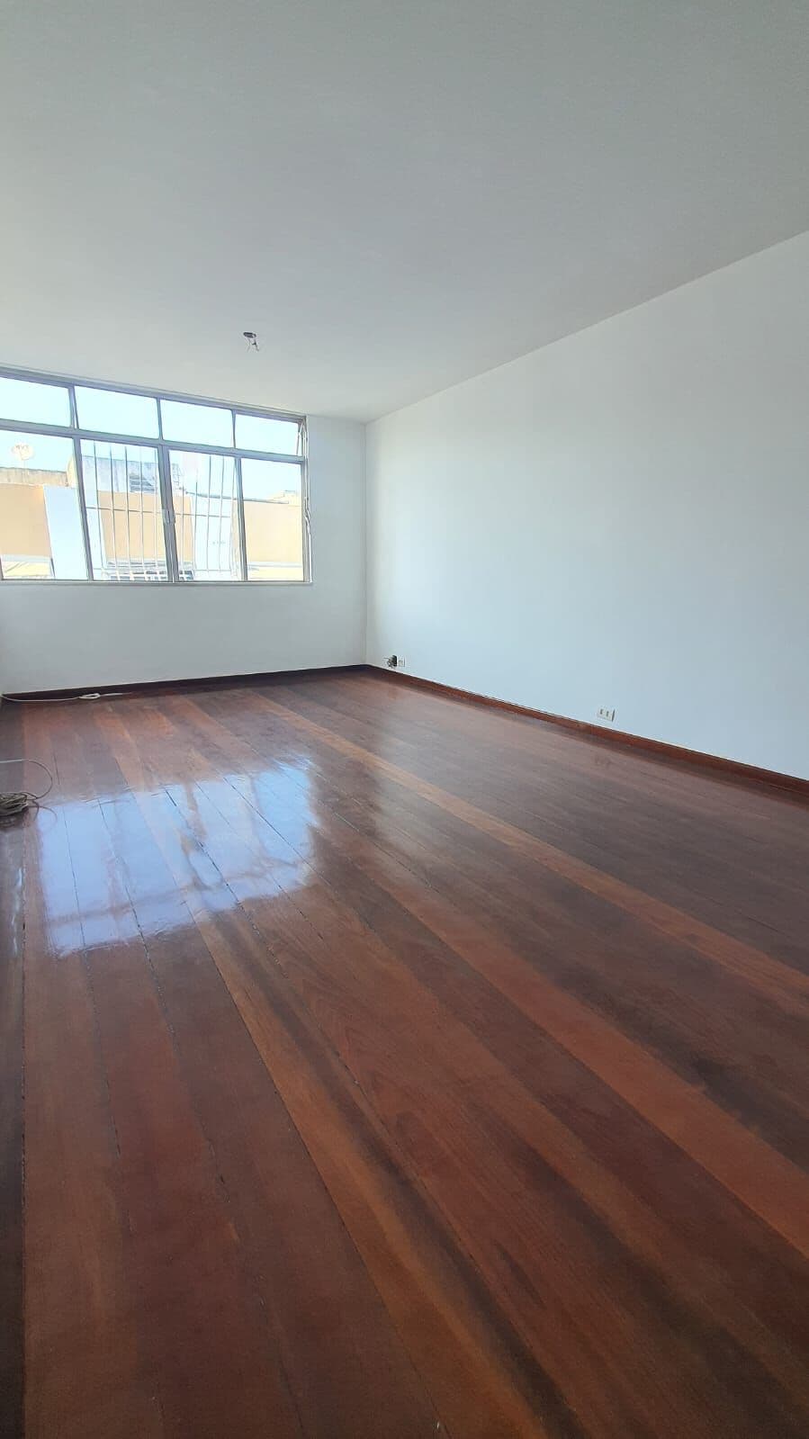 Imperdível em Icaraí: Reformado, Alto, a 30m da Praia!