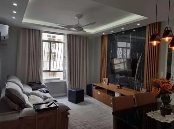 Apartamento Renovado de 3 Quartos com Suíte e Closet a Poucos Metros da Orla em Niterói!