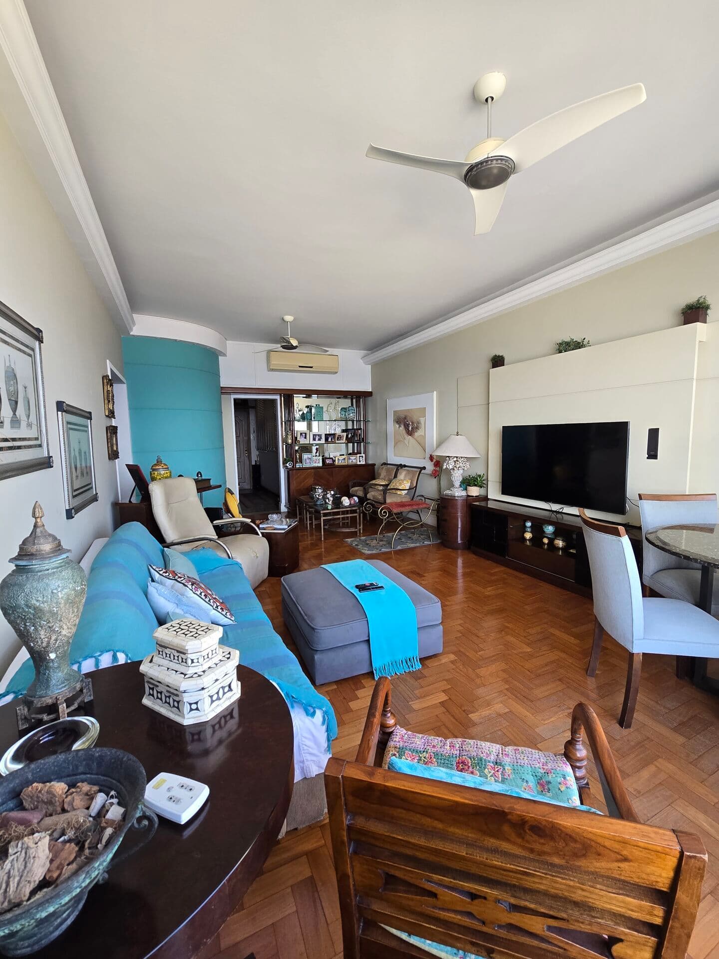 Frente Mar em Icaraí – Vista Deslumbrante e Conforto Absoluto!