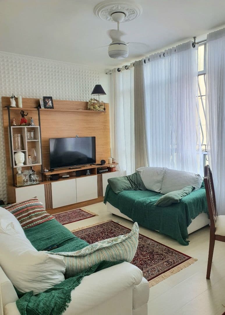 Apartamento reformado de 3 quartos – amplo e aconchegante