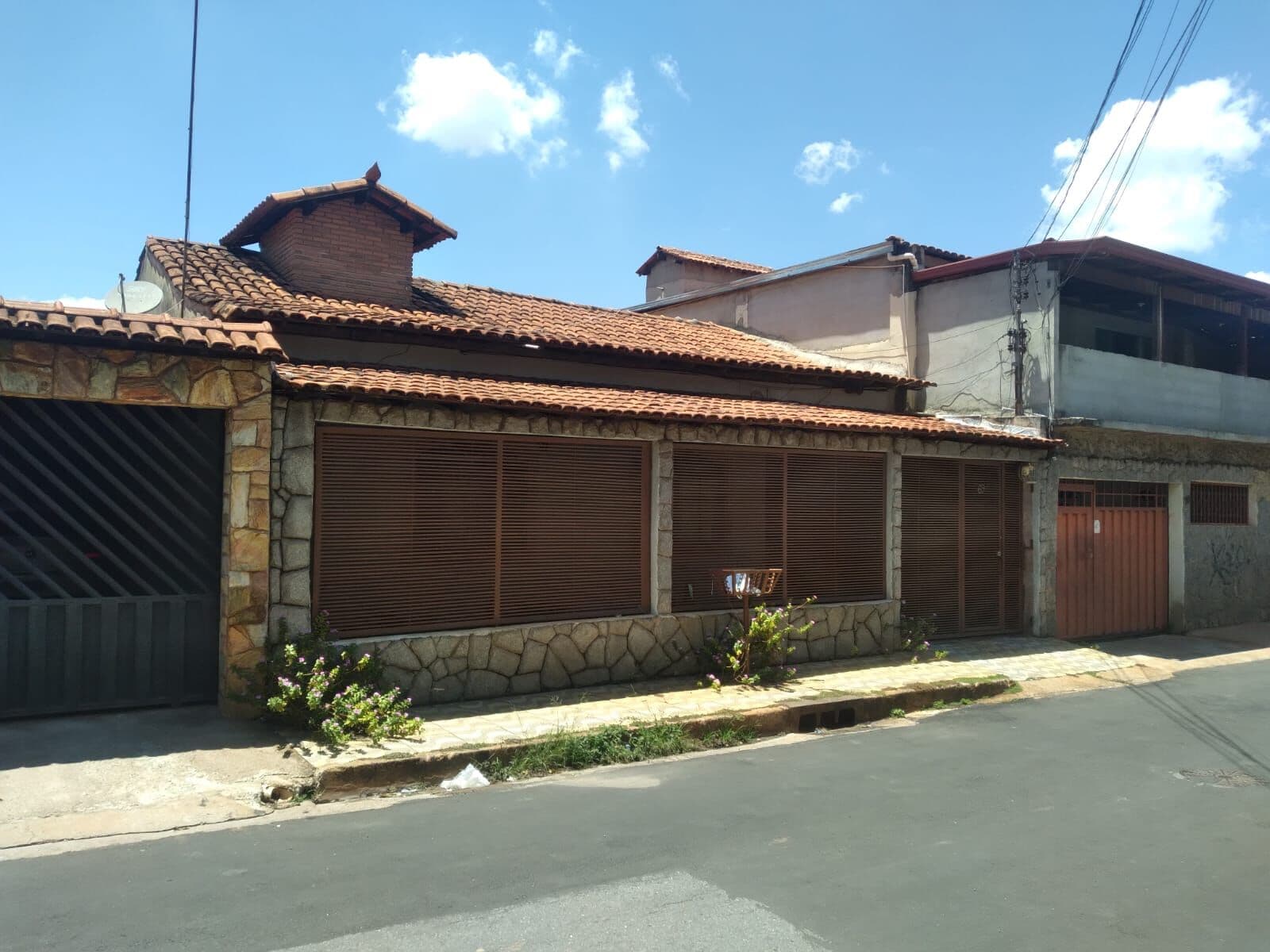 Casa Padrão.