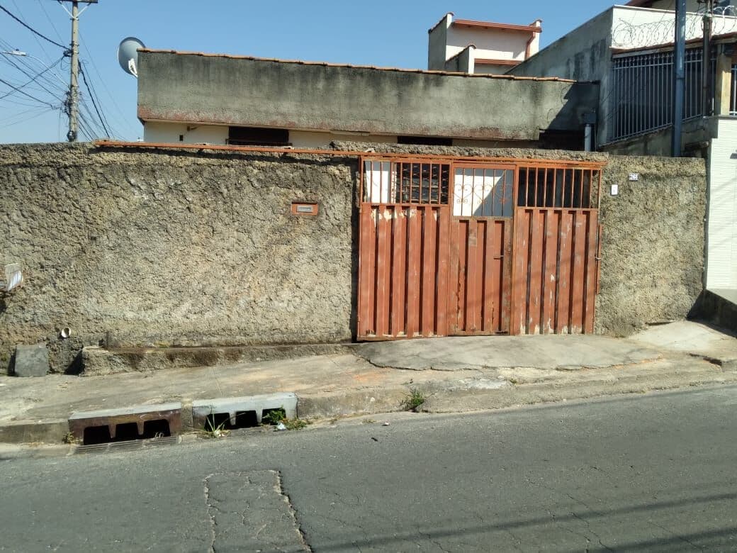 Casa em Conjunto Água Branca, Contagem/MG