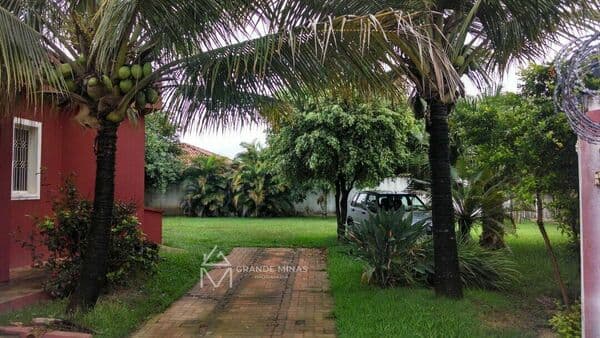 Casa-Terrea-para-Venda-em-Centro-Esmeraldas-MG