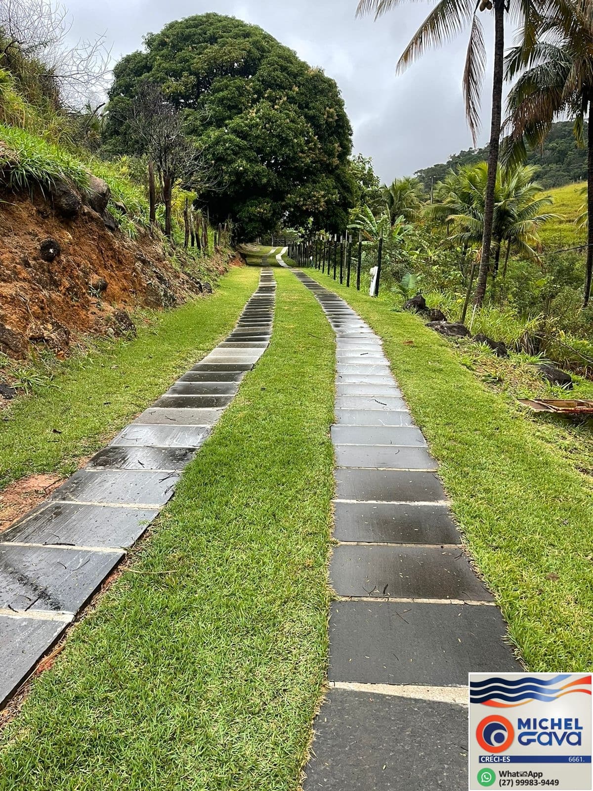 Sítio Sítio em Comunidade de cachoeirinhas, menos de 1 km do asfalto.