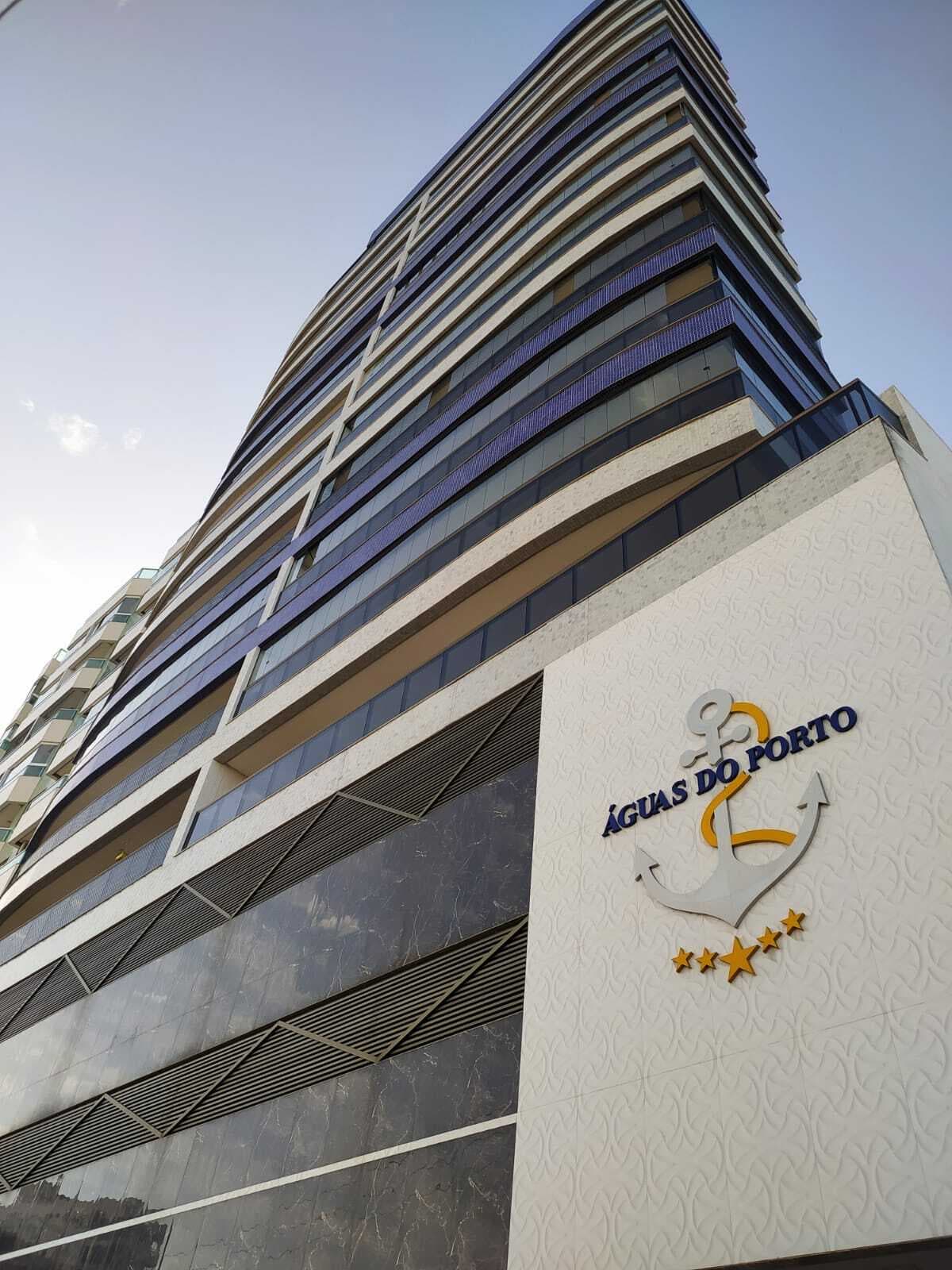 🏝️ *APROVEITE A VIDA À BEIRA-MAR NO ÁGUAS DO PORTO, GUARAPARI!* 🌞