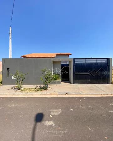 Casa nova - bairro Maria Clara