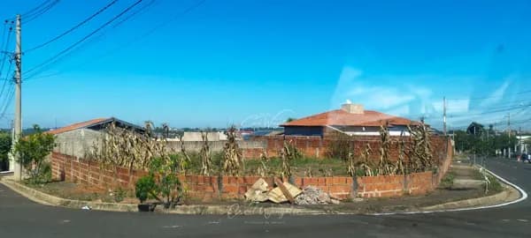 Terreno de esquina - Parque das Amoras II