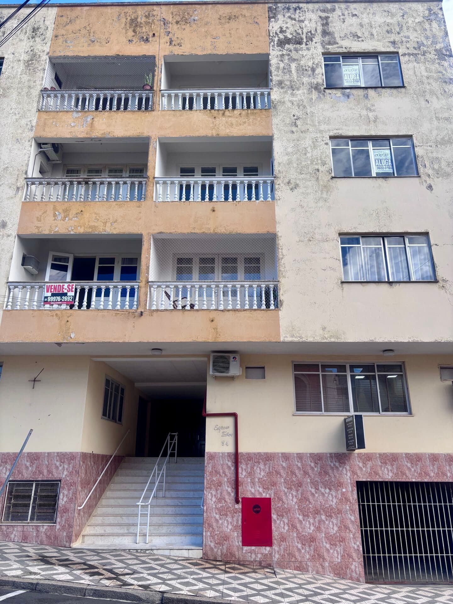Apartamento-Padrao-para-Aluguel-em-Centro-Tubarao-SC