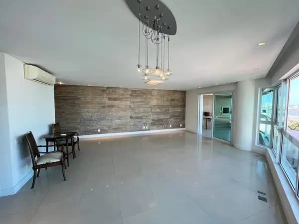 Apartamento à venda no bairro Centro em Itajaí/SC