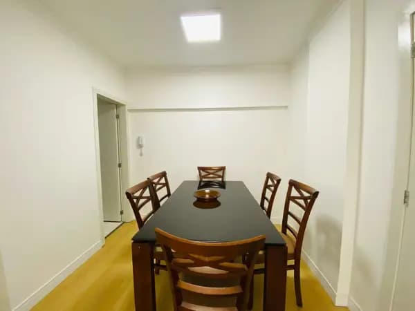 Apartamento à venda no bairro Centro em Balneário Camboriú/SC